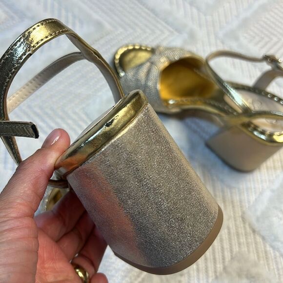 JESSICA SIMPSON - Ohela High Heel in Gold - Picture 7 of 10